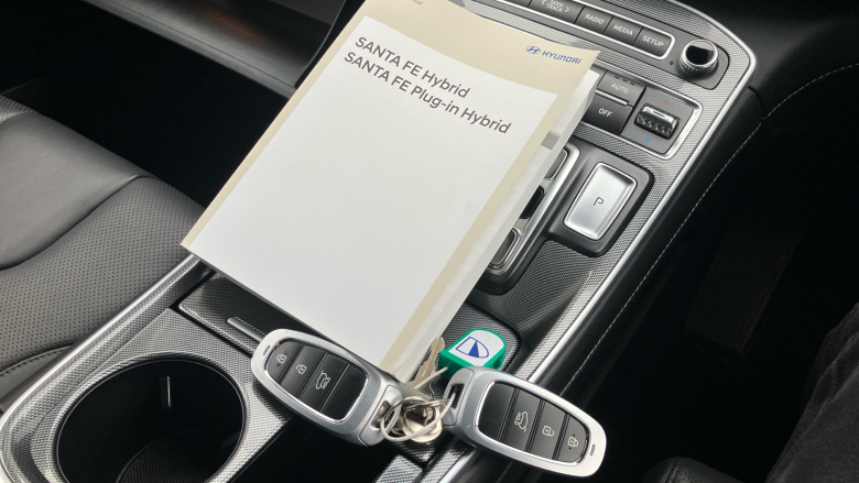 Hyundai SANTA FE 1.6 TGDi Plug-in Hybrid Premium 5dr 4WD Auto Estate